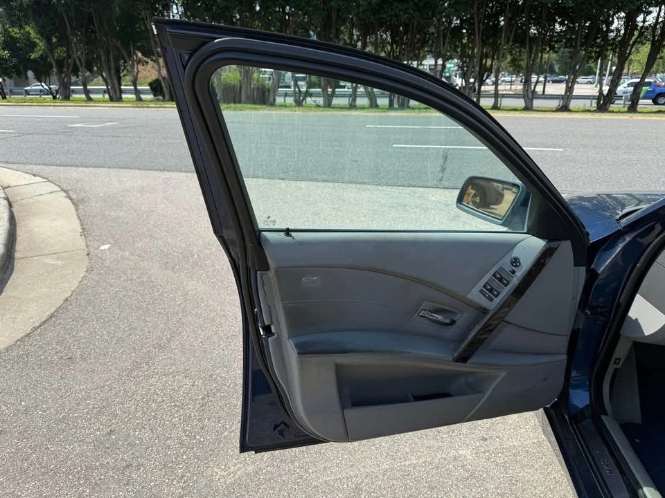 2005 BMW E60 5 Series Sedan - Image 12 of 18