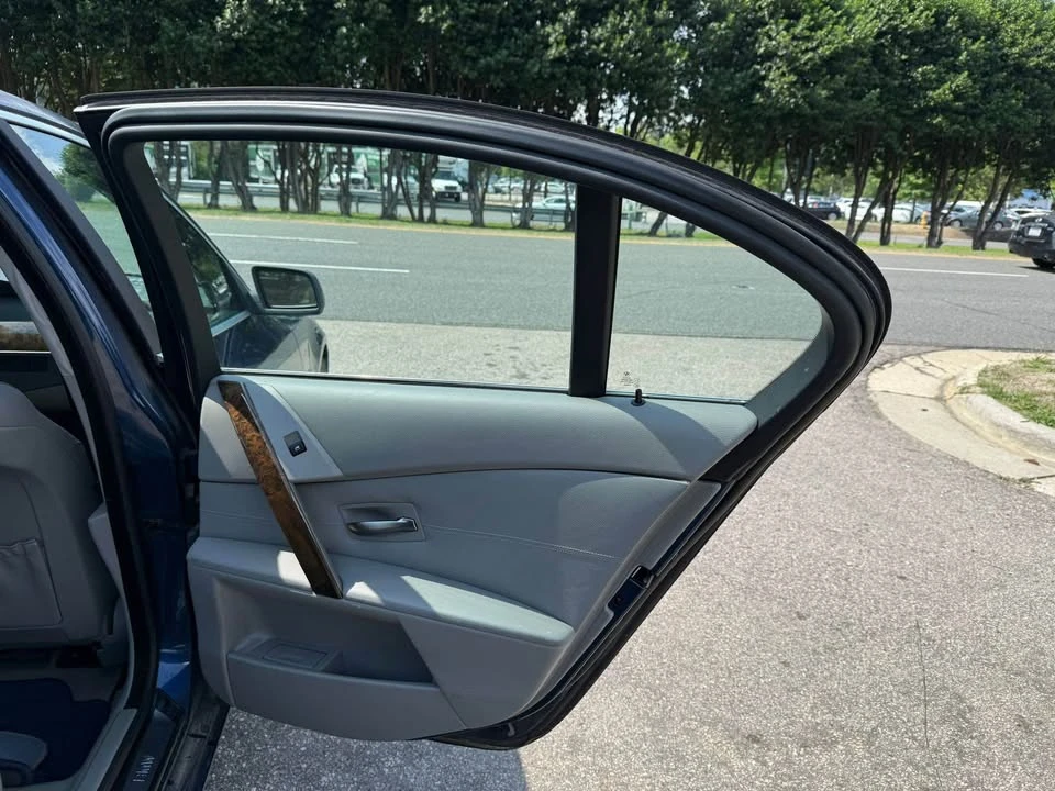 2005 BMW E60 5 Series Sedan - Image 9 of 18