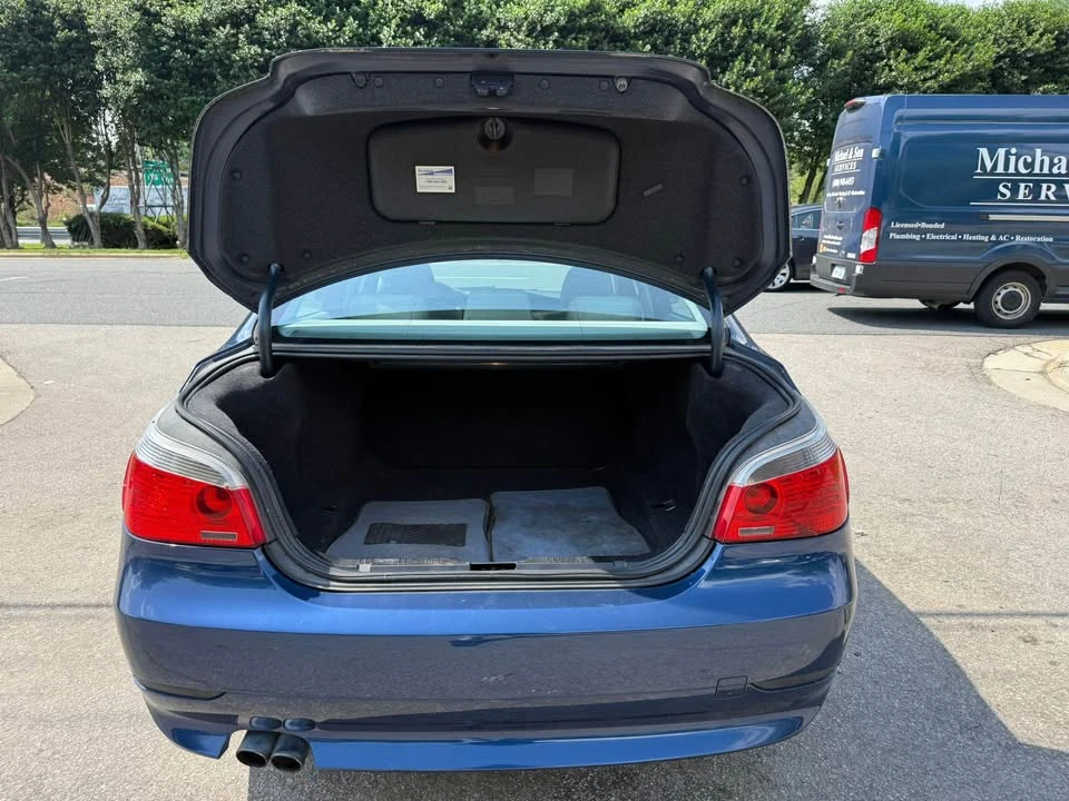 2005 BMW E60 5 Series Sedan - Image 10 of 18