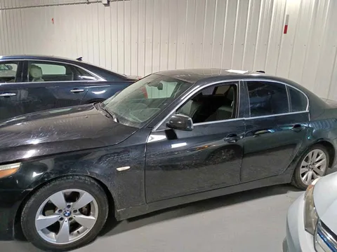 2005 BMW 5 Series 530i Sedan