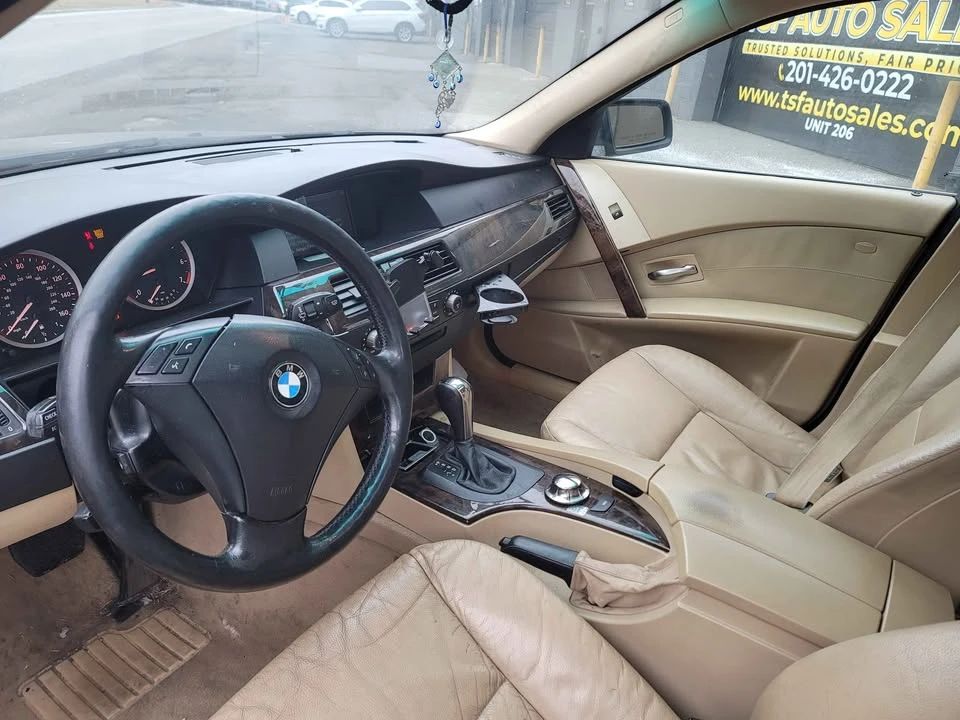 2005 BMW E60 5 Series Sedan - Image 9 of 12
