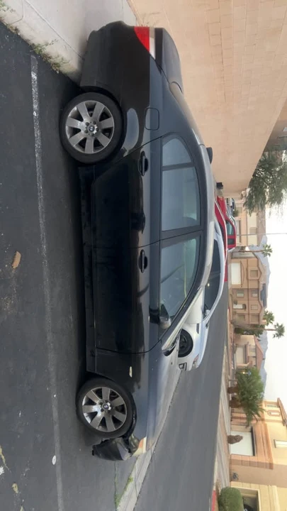 2005 BMW E60 5 Series Sedan - Image 4 of 8