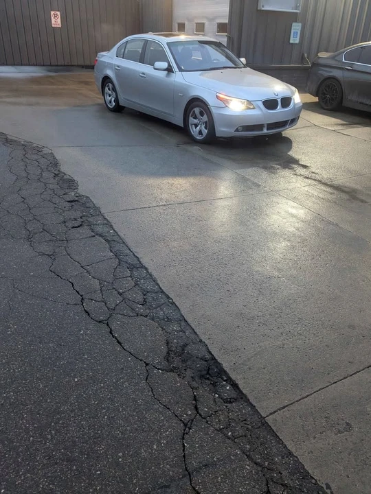 2005 BMW E60 5 Series Sedan - Image 2 of 6