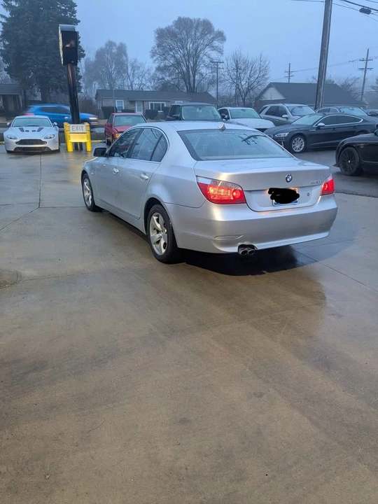 2005 BMW E60 5 Series Sedan - Image 5 of 6