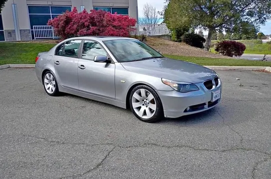 2005 BMW 5 Series 530i Sedan