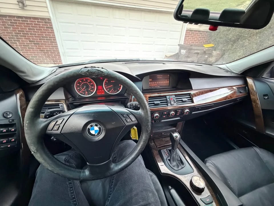 2005 BMW E60 5 Series Sedan - Image 2 of 6