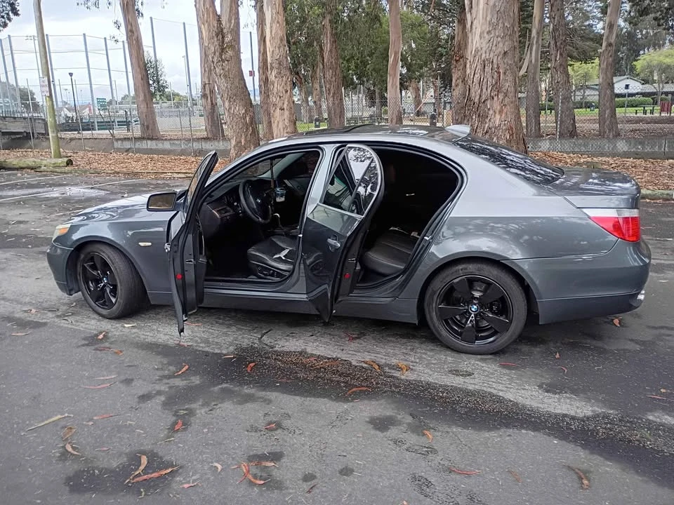 2005 BMW E60 5 Series Sedan - Image 5 of 12