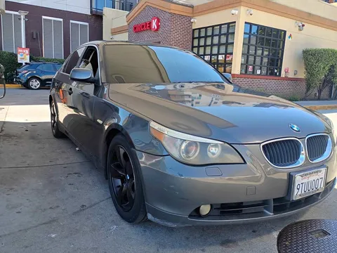 2005 BMW 5 Series 530i Sedan
