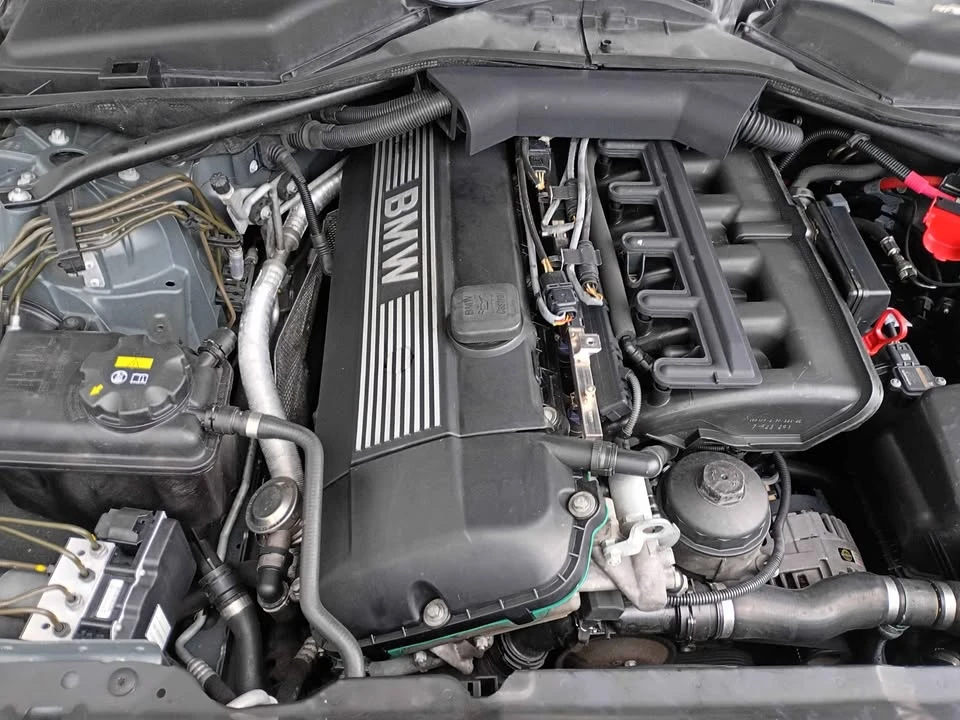 2005 BMW E60 5 Series Sedan - Image 9 of 11