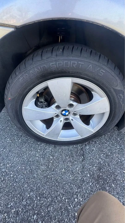 2005 BMW E60 5 Series Sedan - Image 12 of 13