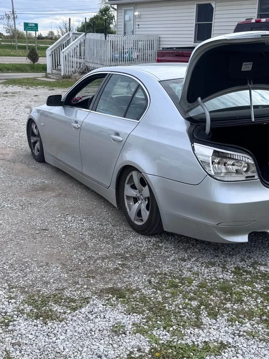 2005 BMW E60 5 Series Sedan - Image 2 of 4