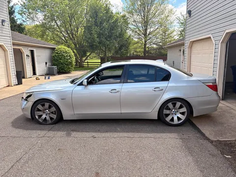 2005 BMW 5 Series 530i Sedan