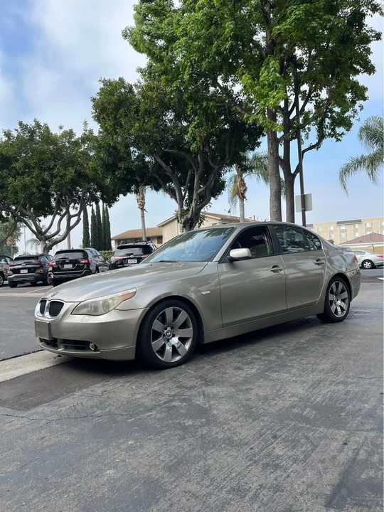 2005 BMW E60 5 Series Sedan - Image 2 of 2