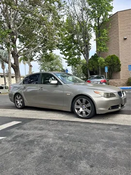 2005 BMW 5 Series 530xi Sedan