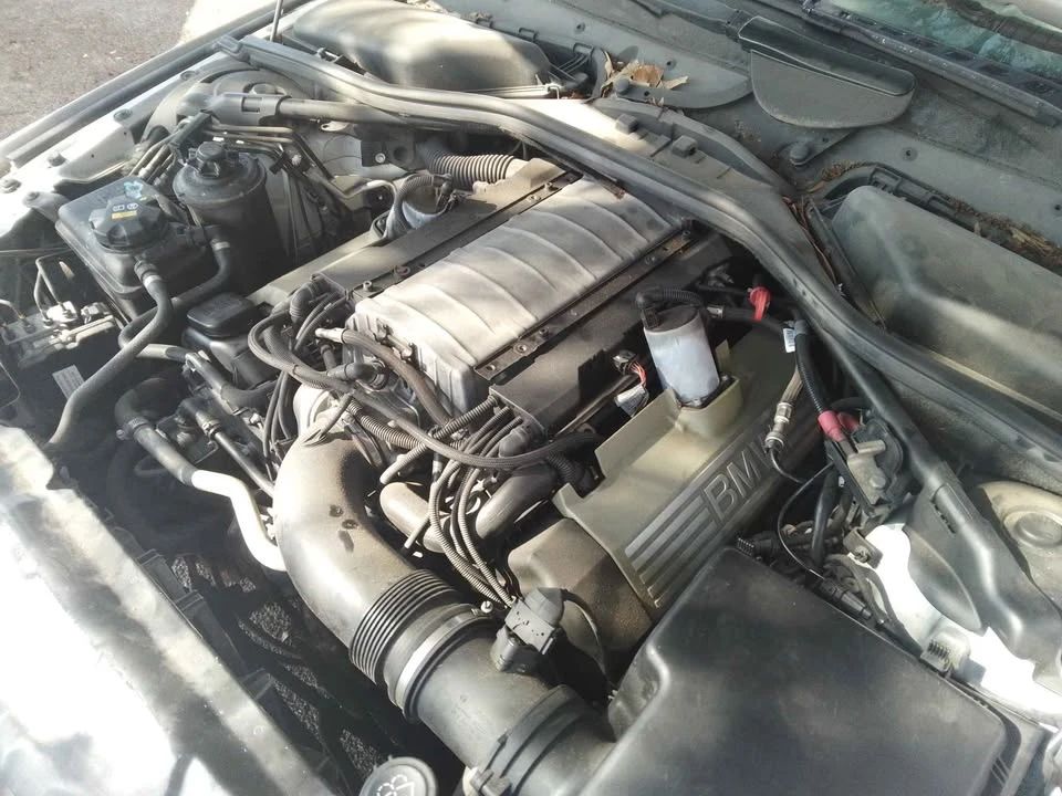 2005 BMW E60 545i & 550i Sedan - Image 9 of 11