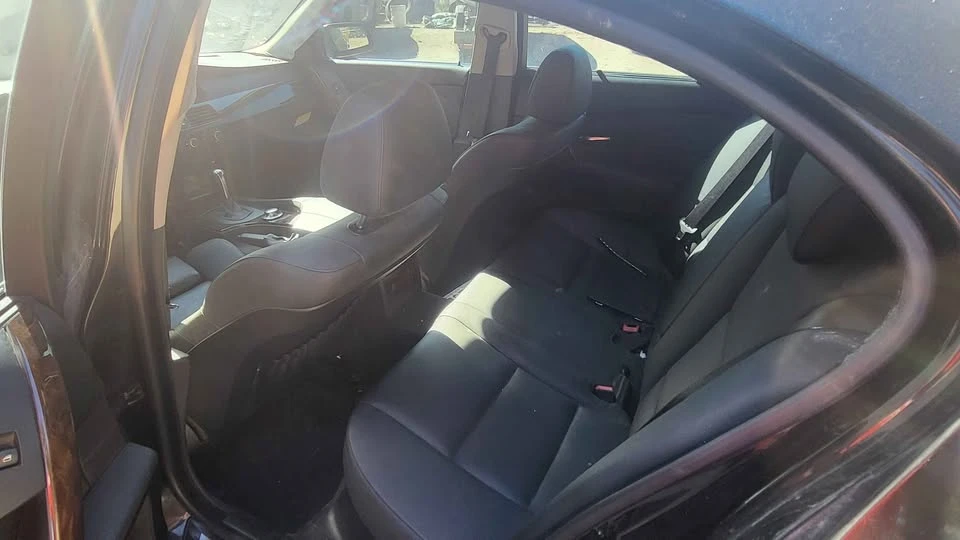 2005 BMW E60 545i & 550i Sedan - Image 6 of 7