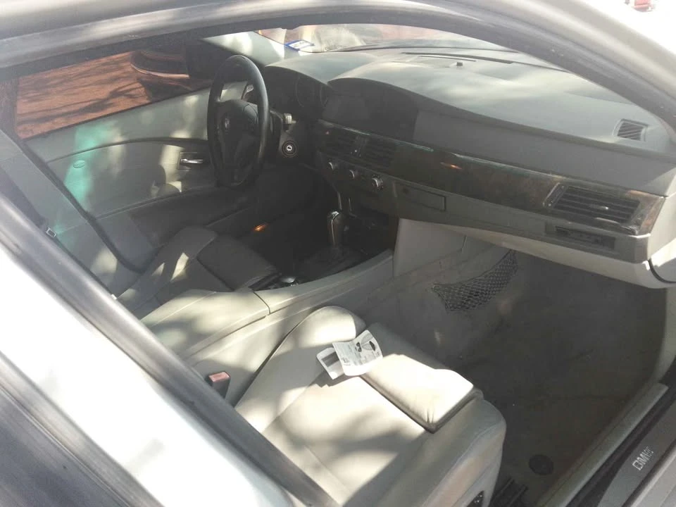 2005 BMW E60 545i & 550i Sedan - Image 5 of 11