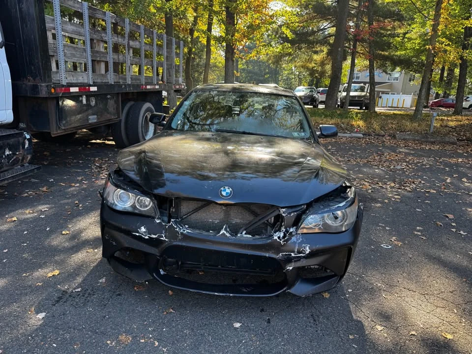 2005 BMW E60 545i & 550i Sedan - Image 2 of 8