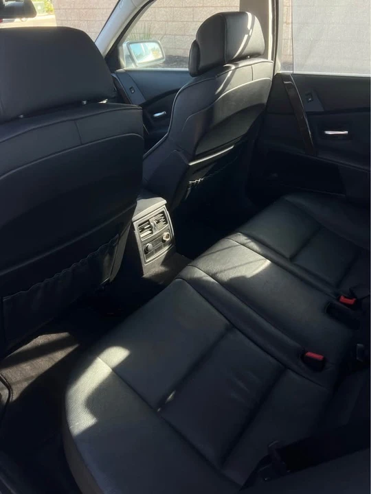 2005 BMW E60 545i & 550i Sedan - Image 4 of 7