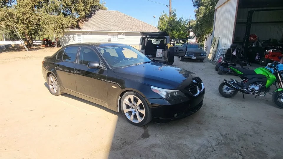 2005 BMW E60 545i & 550i Sedan - Image 2 of 7