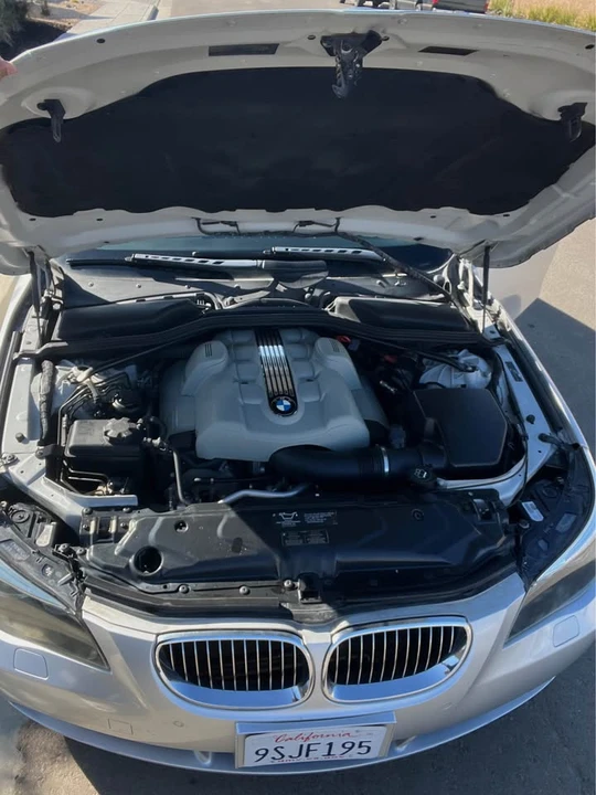 2005 BMW E60 545i & 550i Sedan - Image 6 of 7