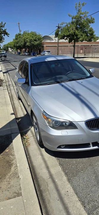 2005 BMW E60 545i & 550i Sedan - Image 4 of 9