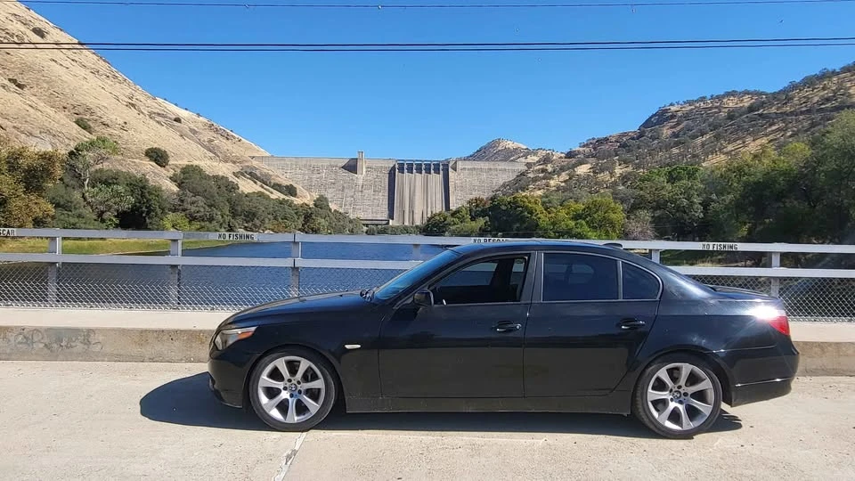 2005 BMW E60 545i & 550i Sedan - Image 2 of 6