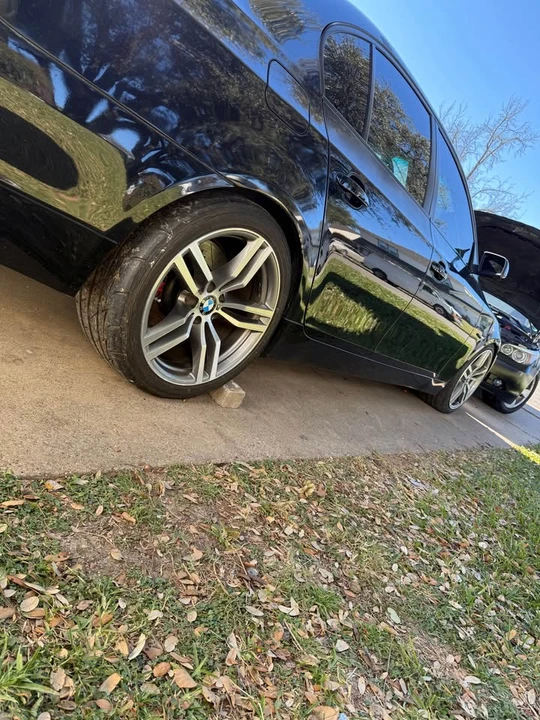 2005 BMW E60 545i & 550i Sedan - Image 2 of 5