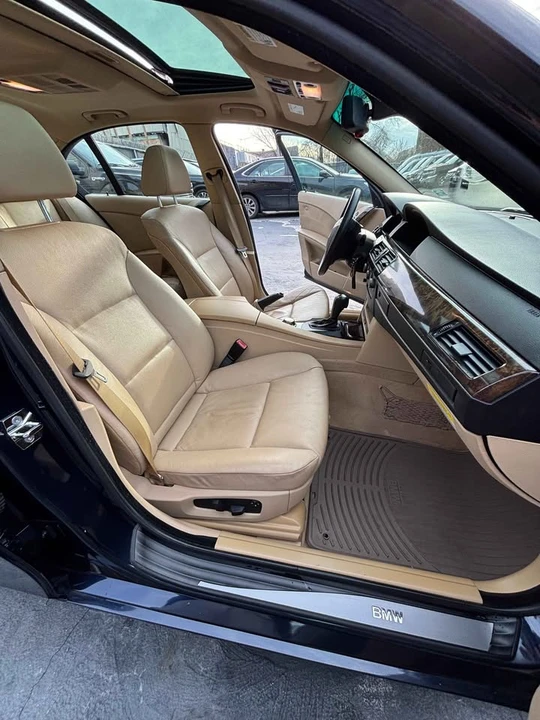 2005 BMW E60 545i & 550i Sedan - Image 5 of 18