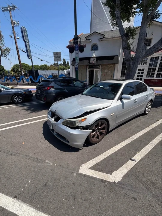 2005 BMW E60 545i & 550i Sedan - Image 7 of 8