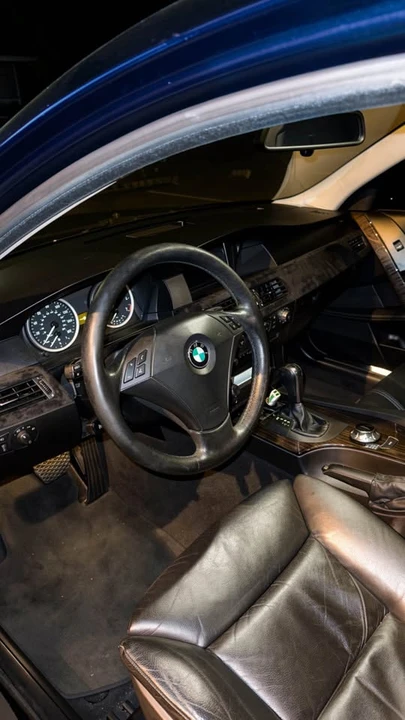 2005 BMW E60 545i & 550i Sedan - Image 7 of 8