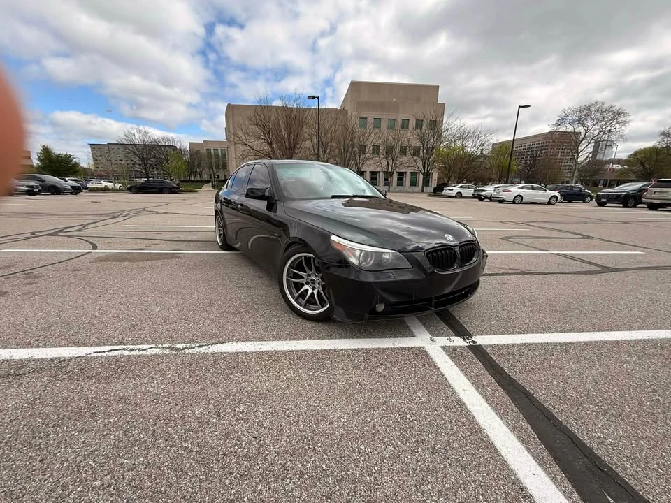 2005 BMW E60 545i & 550i Sedan - Image 9 of 10
