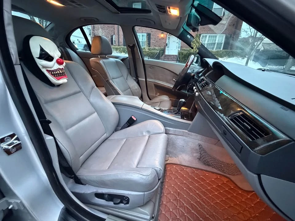 2005 BMW E60 545i & 550i Sedan - Image 16 of 19