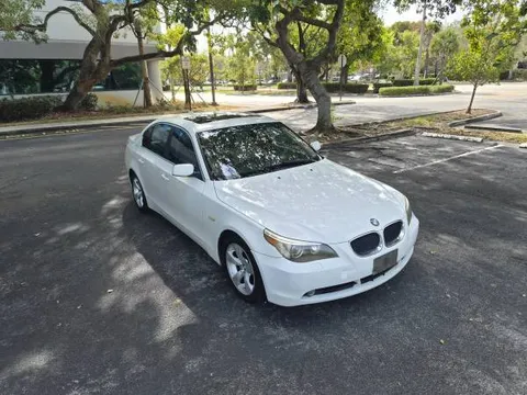 2005 BMW 525i