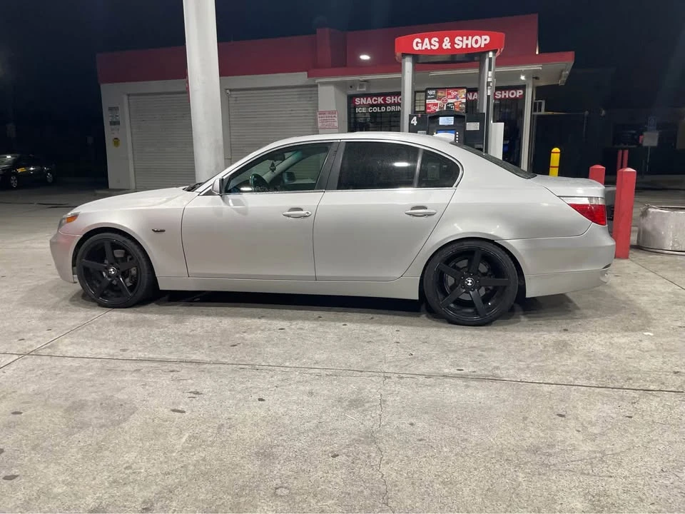 2005 BMW E60 5 Series Sedan - Image 4 of 10