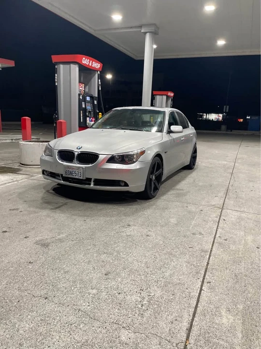 2005 BMW E60 5 Series Sedan - Image 3 of 10