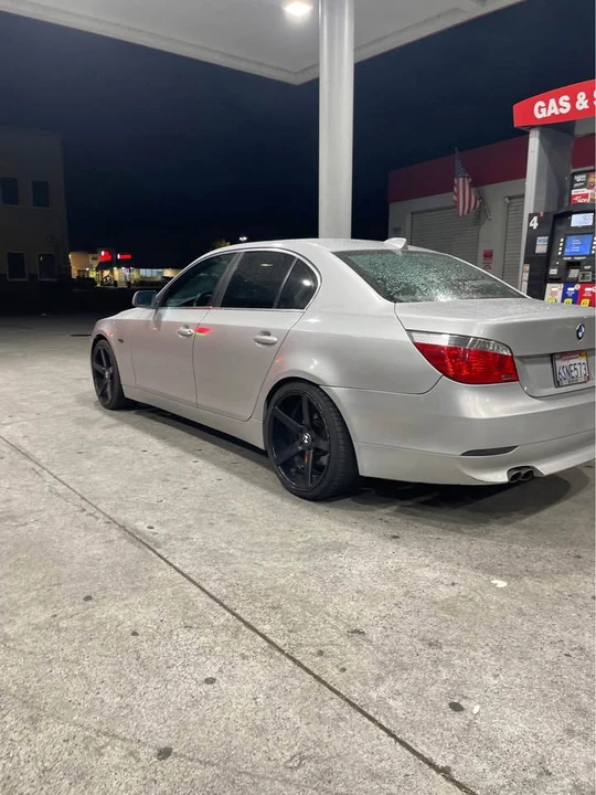 2005 BMW E60 5 Series Sedan - Image 2 of 10
