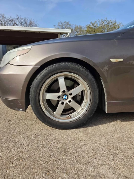 2005 BMW E60 5 Series Sedan - Image 4 of 9