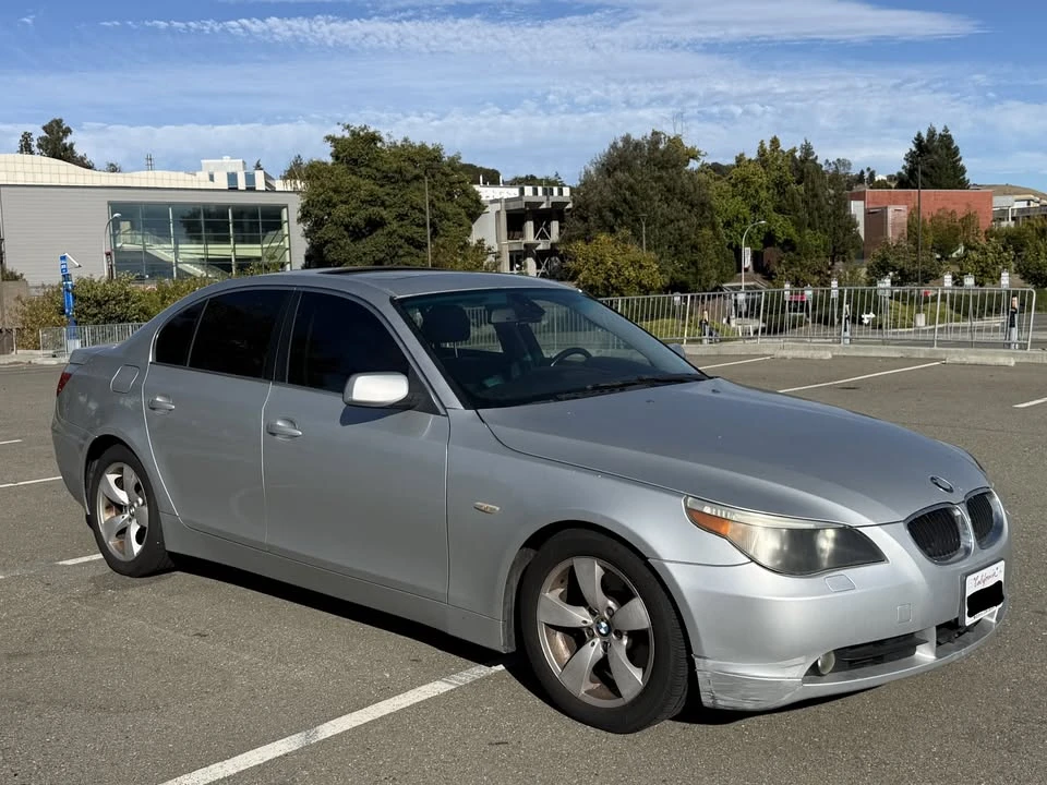 2005 BMW E60 5 Series Sedan - Image 2 of 16
