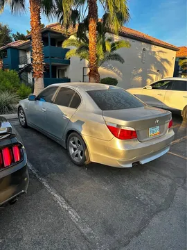 2005 BMW 525i
