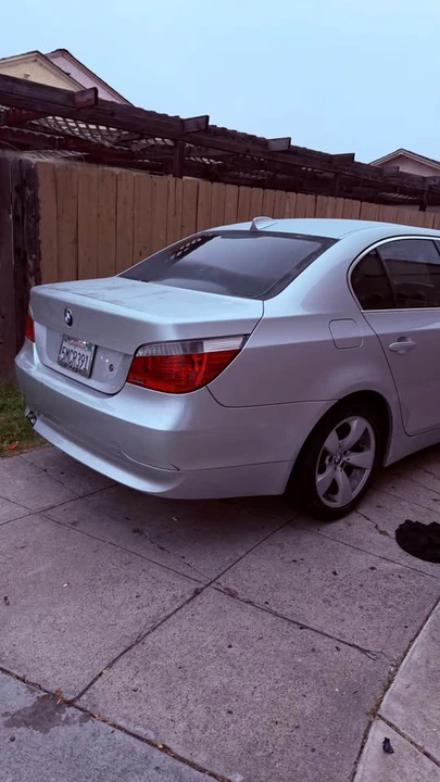 2005 BMW E60 5 Series Sedan - Image 9 of 10