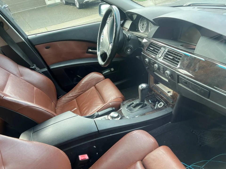 2005 BMW E60 5 Series Sedan - Image 3 of 4