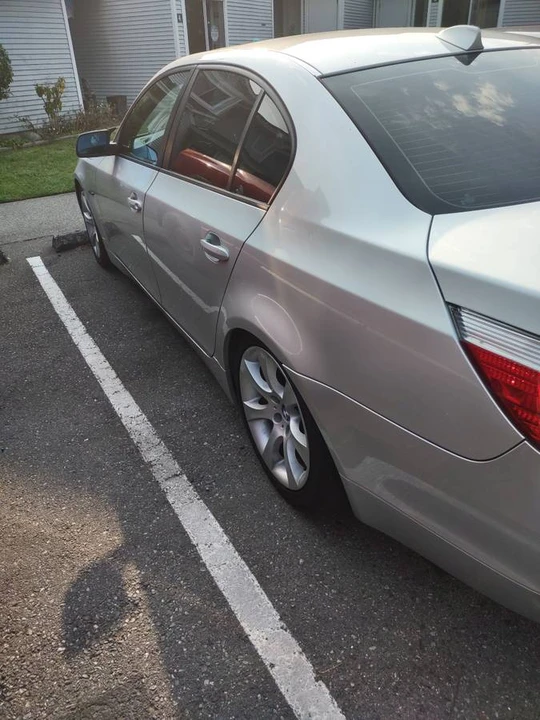 2005 BMW E60 545i & 550i Sedan - Image 6 of 7