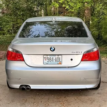 2005 BMW 545i