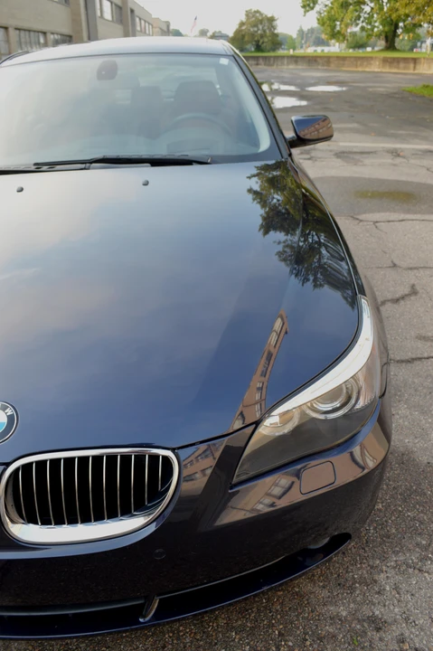 2005 BMW E60 545i & 550i Sedan - Image 22 of 31