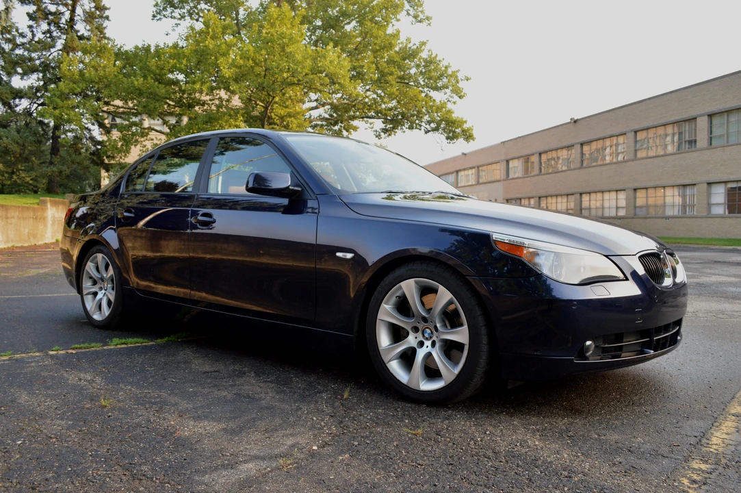 2005 BMW E60 545i & 550i Sedan - Image 18 of 31