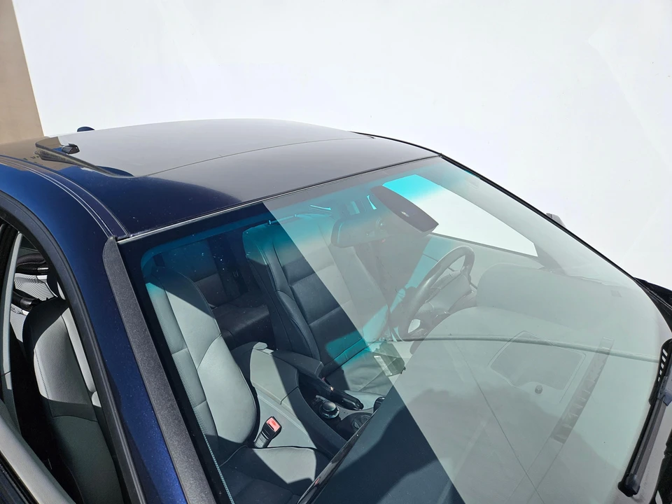 2005 BMW E60 545i & 550i Sedan - Image 24 of 31