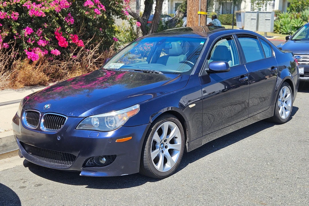 2005 BMW E60 545i & 550i Sedan - Image 7 of 31