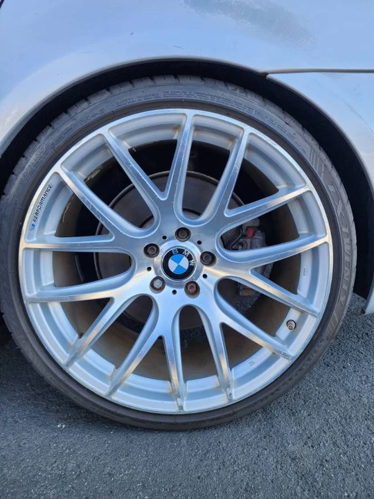 2005 BMW E60 545i & 550i Sedan - Image 5 of 10