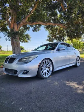 2005 BMW 545i